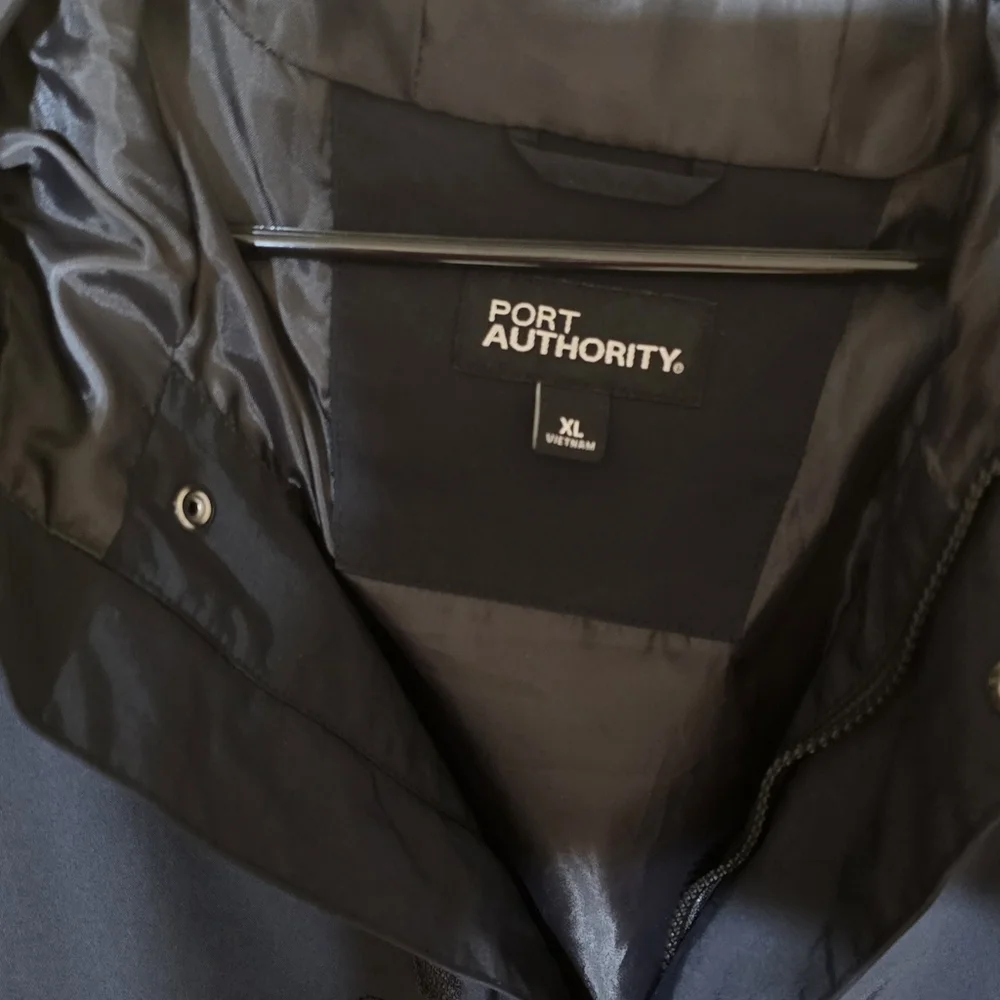 Men's XL Port Authority Cascade Waterproof Hooded Jacket Raincoat Parka Black - Picture 8 of 16